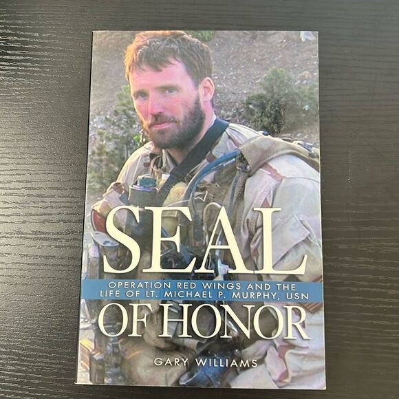 COPY - SEAL of Honor ~ Operation Red Wings ~ Paperback - Picture 1 of 4